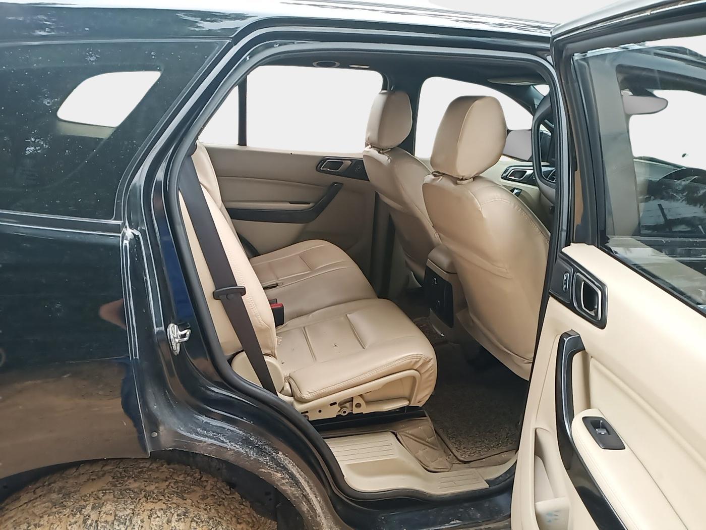 2021 Ford Endeavour TITANIUM PLUS 2.0 4X4 AT SUNROOF, Diesel, Automatic, 1,12,943 km, interior
