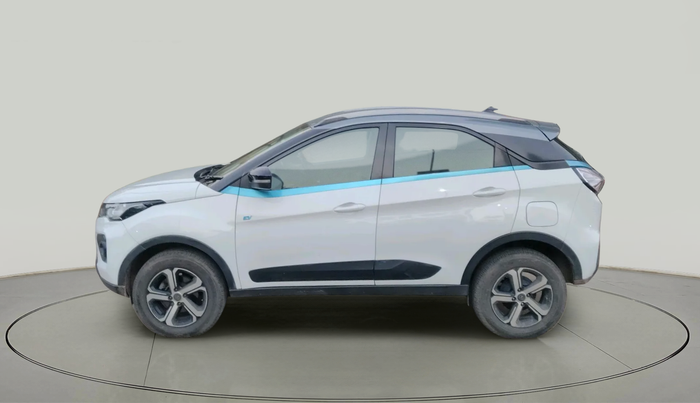 2022 Tata NEXON EV XZ PLUS, Electric, Automatic, 54,059 km, exterior