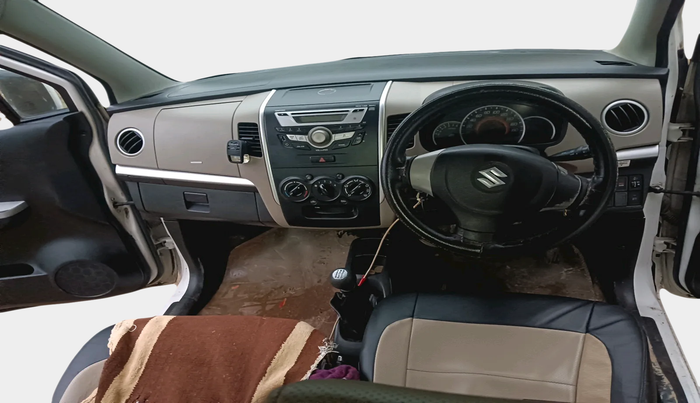 2015 Maruti Wagon R 1.0 VXI, Petrol, Manual, 52,226 km, interior