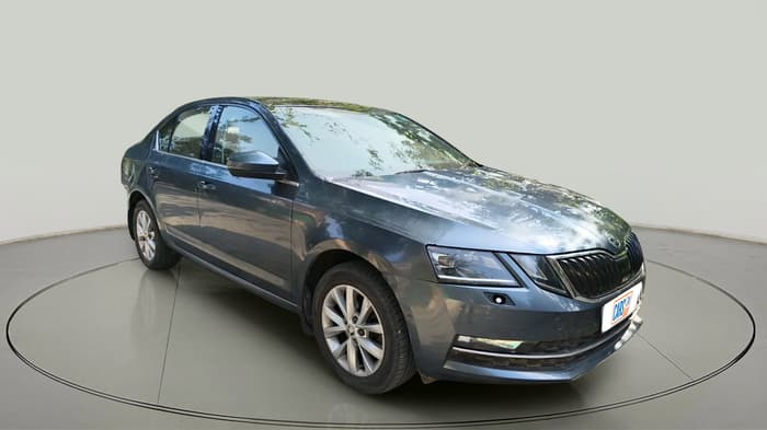 2017 Skoda Octavia 2.0 TDI L&K AT, Diesel, Automatic, 49,318 km, exterior