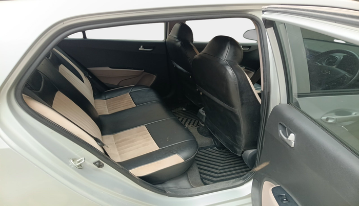 2016 Hyundai Grand i10 SPORTZ 1.2 KAPPA VTVT, Petrol, Manual, 37,261 km, interior