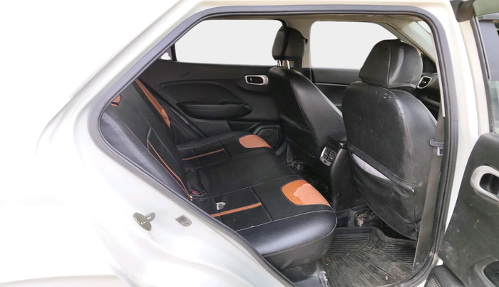 2020 Hyundai VENUE SX 1.0 TURBO, Petrol, Manual, 59,644 km, interior