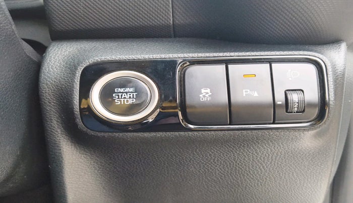 2020 KIA SONET GTX PLUS 1.0 DCT, Petrol, Automatic, 62,910 km, interior