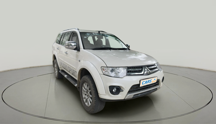 2015 Mitsubishi Pajero Sport 2.5 MT 4X4, Diesel, Manual, 77,063 km, exterior