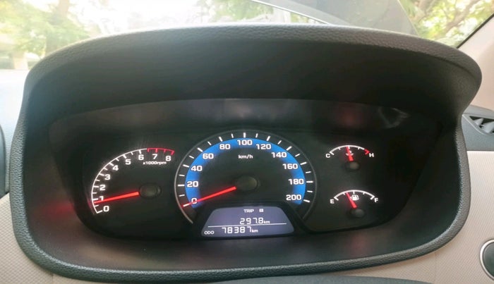 2014 Hyundai Xcent SX 1.2 (O), Petrol, Manual, 78,387 km, interior