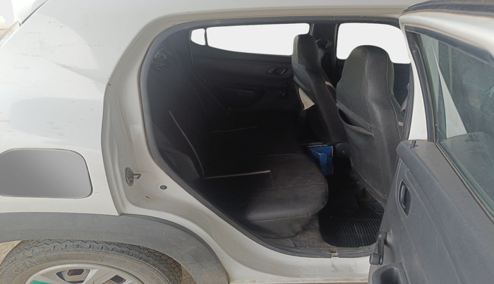 2016 Renault Kwid RXT 0.8, Petrol, Manual, 1,37,016 km, interior
