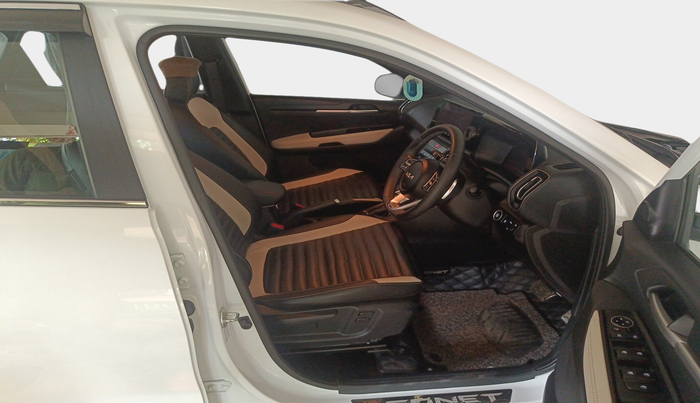 2024 KIA SONET GTX PLUS 1.5 DIESEL AT, Diesel, Automatic, 13,599 km, interior