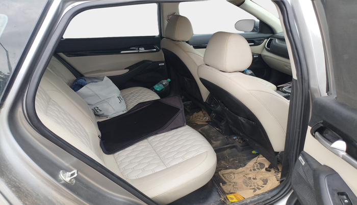 2019 KIA SELTOS HTX PLUS AT1.5 DIESEL, Diesel, Automatic, 1,78,387 km, interior