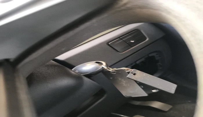 2022 Tata PUNCH ADVENTURE AMT, Petrol, Automatic, 2,473 km, interior