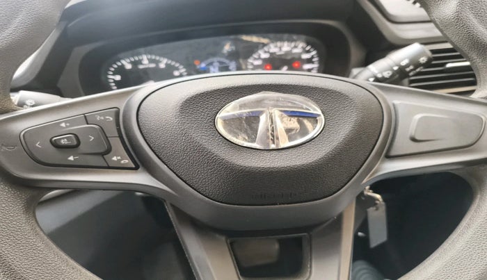 2022 Tata PUNCH ADVENTURE AMT, Petrol, Automatic, 2,473 km, interior