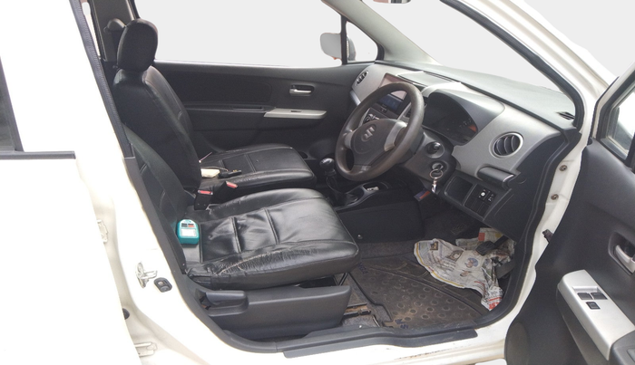2011 Maruti Wagon R 1.0 LXI, Petrol, Manual, 89,877 km, interior