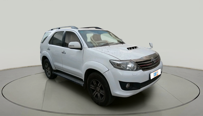 2012 Toyota Fortuner 3.0 4X2 AT, Diesel, Automatic, 1,92,013 km, exterior