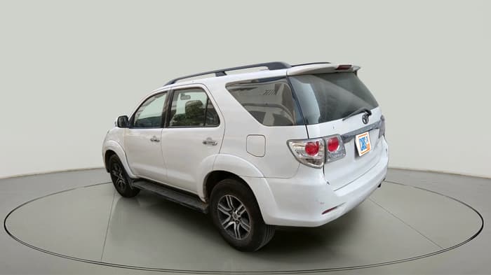 2012 Toyota Fortuner 3.0 4X2 AT, Diesel, Automatic, 1,92,013 km, exterior