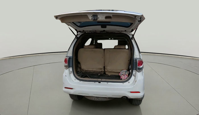 2012 Toyota Fortuner 3.0 4X2 AT, Diesel, Automatic, 1,92,013 km, exterior