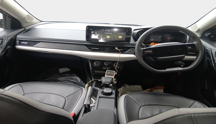 2025 Tata NEXON  Pure Plus 1.2 Petrol AMT, Petrol, Automatic, 1,296 km, interior