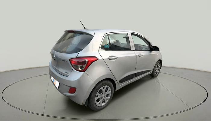 2016 Hyundai Grand i10 MAGNA 1.2 KAPPA VTVT, Petrol, Manual, 1,11,985 km, exterior