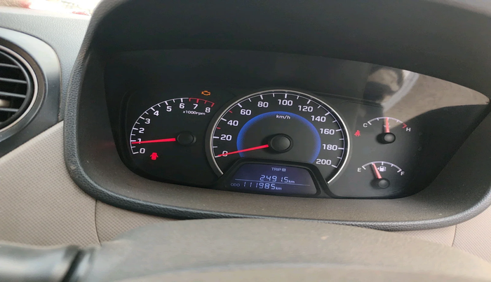 2016 Hyundai Grand i10 MAGNA 1.2 KAPPA VTVT, Petrol, Manual, 1,11,985 km, interior