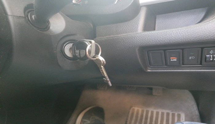 2013 Maruti Swift VXI, Petrol, Manual, 37,144 km, interior