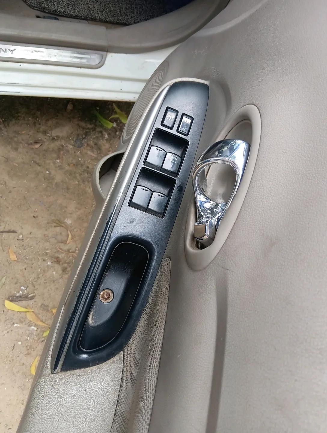 2014 Nissan Sunny XV DIESEL, Diesel, Manual, 1,78,885 km, interior