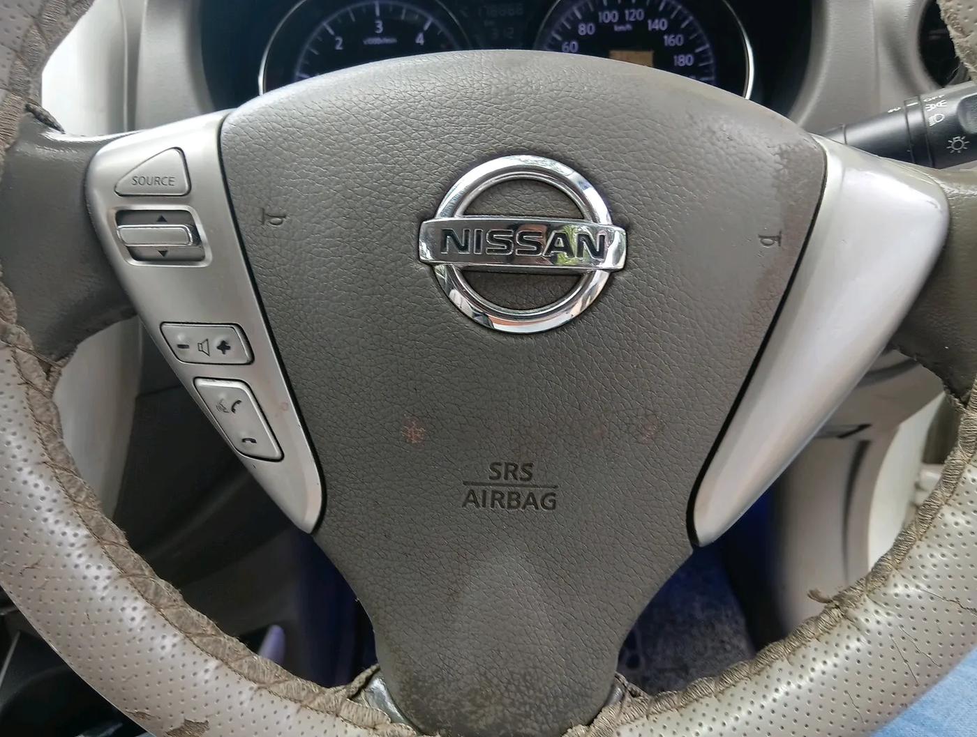 2014 Nissan Sunny XV DIESEL, Diesel, Manual, 1,78,885 km, interior