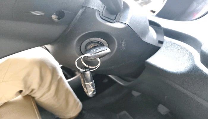 2015 Honda Brio S MT, Petrol, Manual, 71,189 km, interior