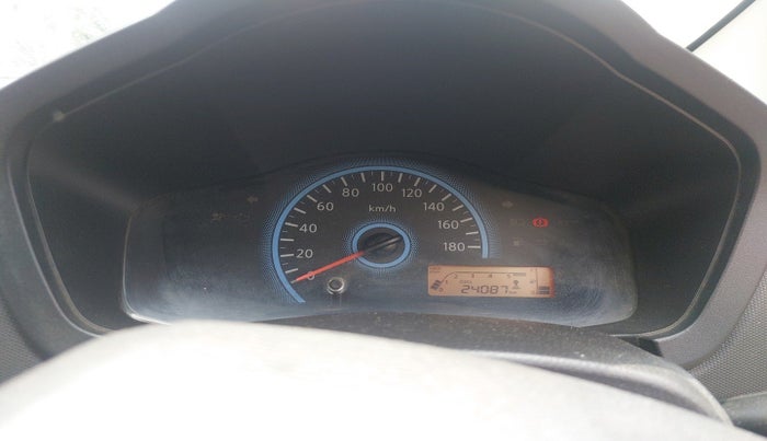 2017 Datsun Redi Go T, Petrol, Manual, 24,087 km, interior