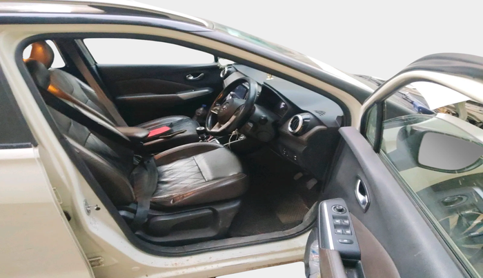 2019 Nissan Kicks XV PREMIUM O DUAL TONE DIESEL, Diesel, Manual, 89,274 km, interior