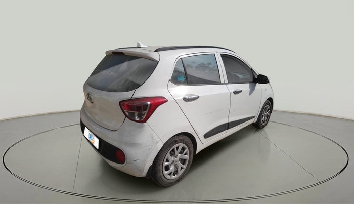 2018 Hyundai Grand i10 MAGNA 1.2 KAPPA VTVT, Petrol, Manual, 1,05,274 km, exterior