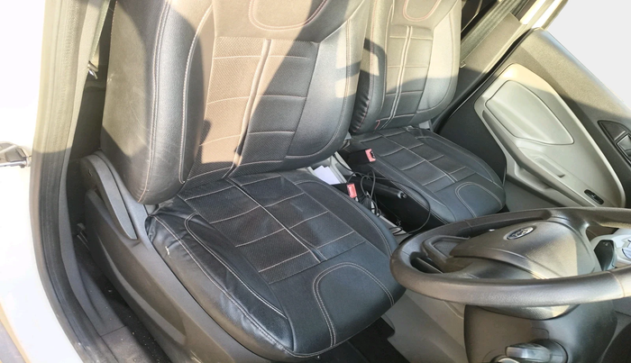 2013 Ford Ecosport AMBIENTE 1.5L DIESEL, Diesel, Manual, 1,29,140 km, interior