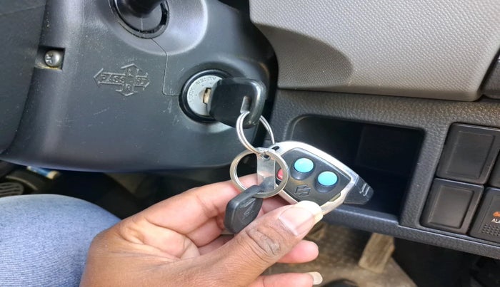 2011 Maruti Wagon R 1.0 LXI, Petrol, Manual, 88,532 km, interior