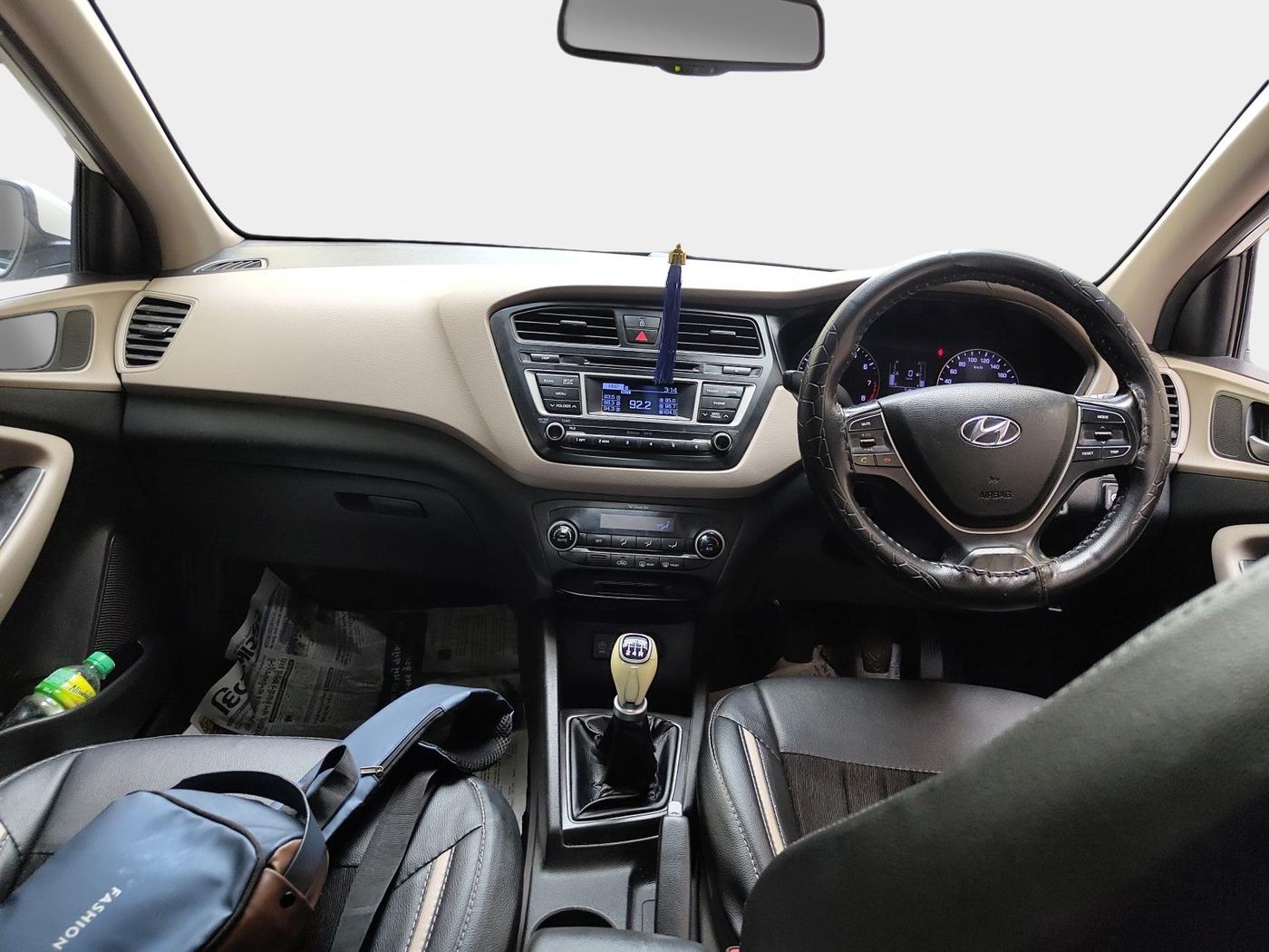 2014 Hyundai Elite i20 SPORTZ 1.2, Petrol, Manual, 93,854 km, interior
