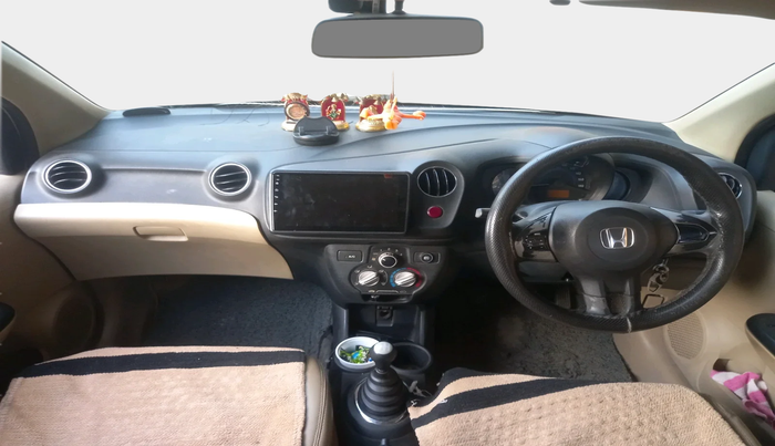 2016 Honda Amaze 1.2L I-VTEC S, Petrol, Manual, 1,09,274 km, interior