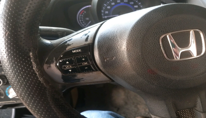 2016 Honda Amaze 1.2L I-VTEC S, Petrol, Manual, 1,09,274 km, interior