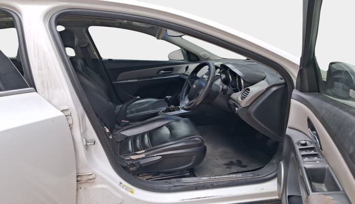 2011 Chevrolet Cruze LTZ, Diesel, Manual, 99,999 km, interior