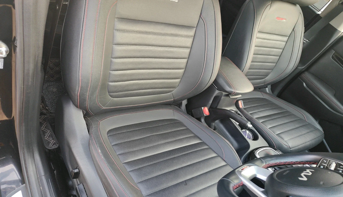 2022 KIA SELTOS GTX PLUS AT 1.5 DIESEL, Diesel, Automatic, 30,389 km, interior