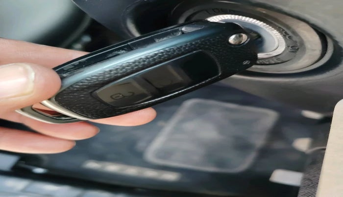 2024 Tata NEXON PURE 1.2 PETROL, Petrol, Manual, 36,185 km, interior