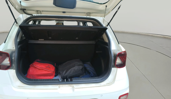 2021 Hyundai VENUE S+ 1.2, Petrol, Manual, 72,870 km, exterior