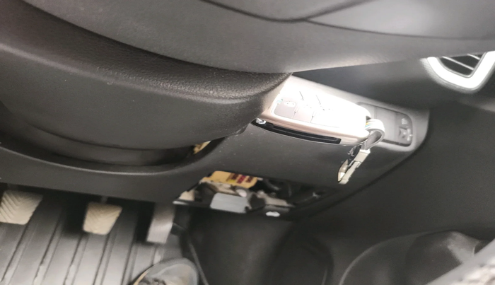 2021 Hyundai VENUE S+ 1.2, Petrol, Manual, 72,870 km, interior