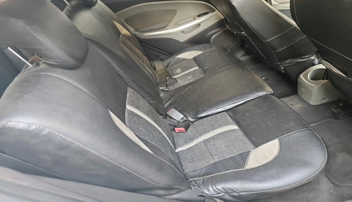 2016 Ford Ecosport TREND 1.5L DIESEL, Diesel, Manual, 1,19,766 km, interior