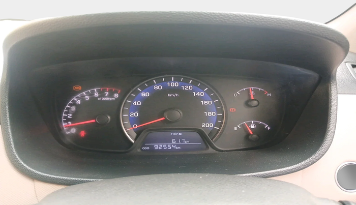 2014 Hyundai Xcent SX 1.2 (O), Petrol, Manual, 92,554 km, interior