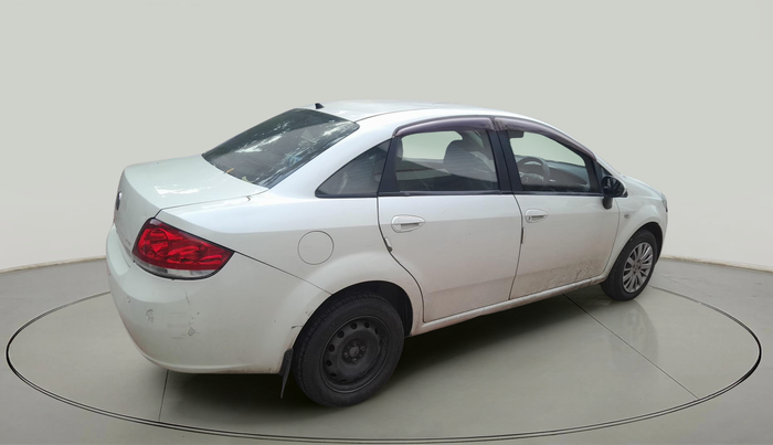 2014 Fiat Linea ACTIVE 1.3 L, Diesel, Manual, 78,100 km, exterior