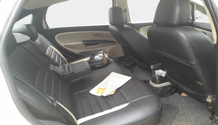 2014 Fiat Linea ACTIVE 1.3 L, Diesel, Manual, 78,100 km, interior