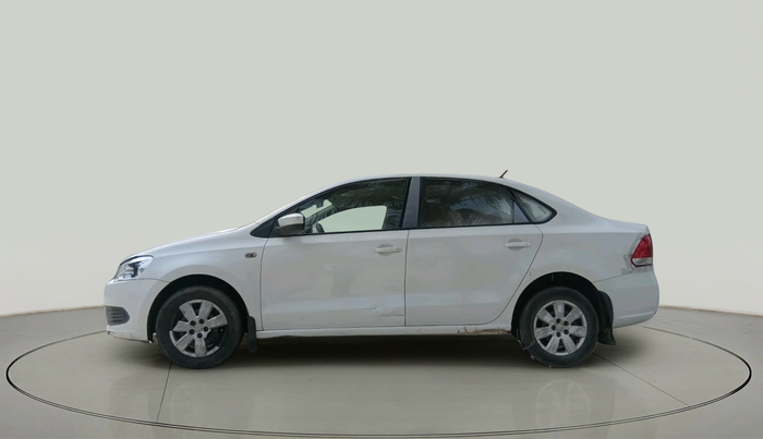 2011 Volkswagen Vento TRENDLINE DIESEL 1.6, Diesel, Manual, 68,120 km, exterior