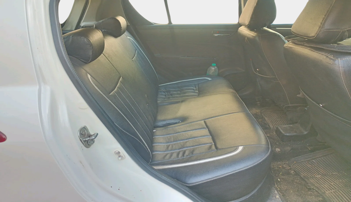 2013 Maruti Swift VXI, Petrol, Manual, 1,26,126 km, interior