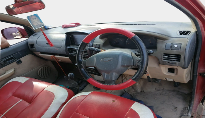 2012 Chevrolet Tavera NEO LS B3 10 STR BS III, Diesel, Manual, 3,08,296 km, interior