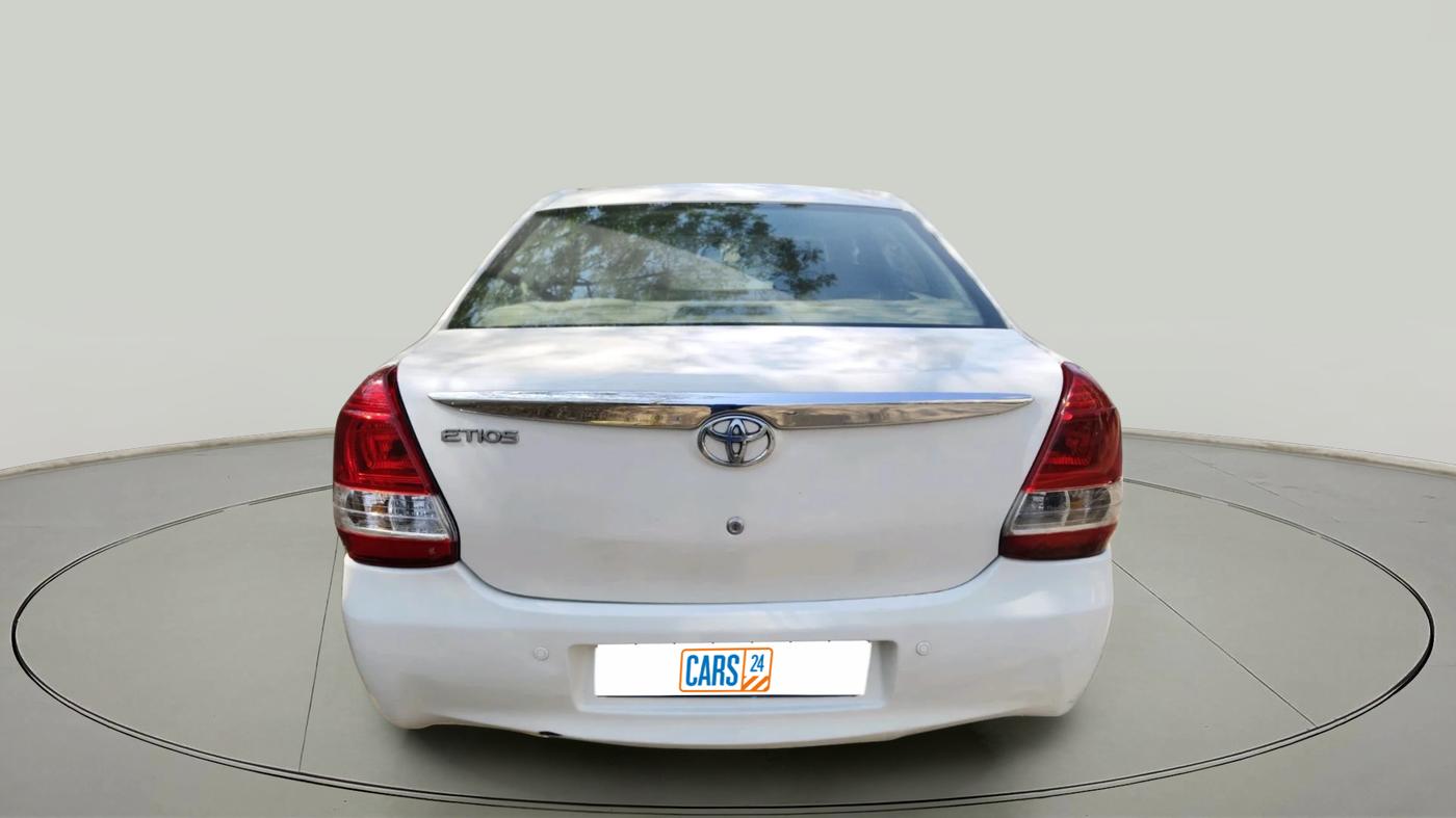 2015 Toyota Etios GD, Diesel, Manual, 1,32,075 km, exterior