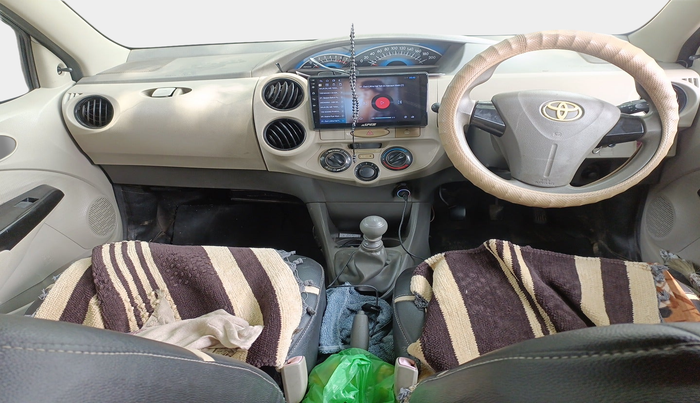 2014 Toyota Etios GD, Diesel, Manual, 2,16,694 km, interior