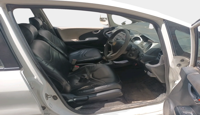 2011 Honda Jazz 1.2L I-VTEC BASE, Petrol, Manual, 1,17,541 km, interior