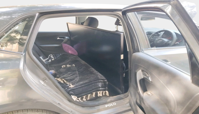 2016 Volkswagen Polo COMFORTLINE 1.2L, Petrol, Manual, 81,603 km, interior