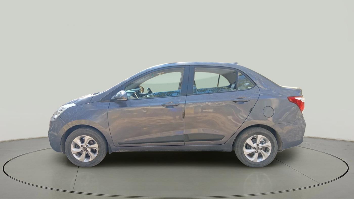 2017 Hyundai Xcent SX 1.2, Petrol, Manual, 1,76,545 km, exterior